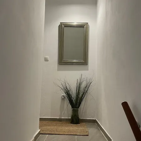 شقة Klara Hopper Apartment, Old Town House, Sea View *