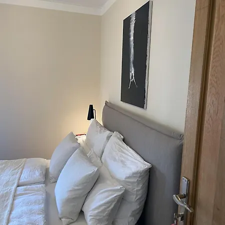 Klara Hopper Apartment, Old Town House, Sea View *
