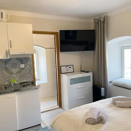 شقة Klara Hopper Apartment, Old Town House, Sea View ستاري غراد
