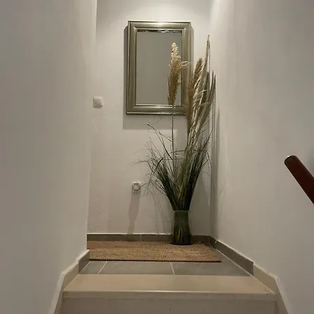 Klara Hopper Apartment, Old Town House, Sea View Appartement